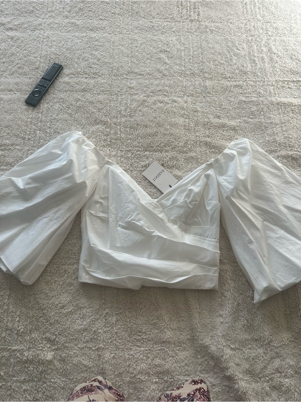 Bardot White Off-Shoulder Puff Sleeve Crop Top